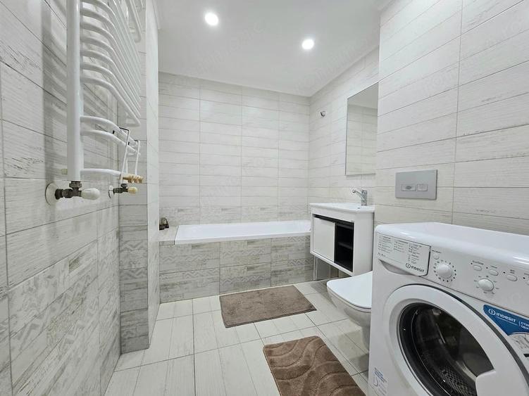 Apartament cu 2 camere decomandat în Muncii