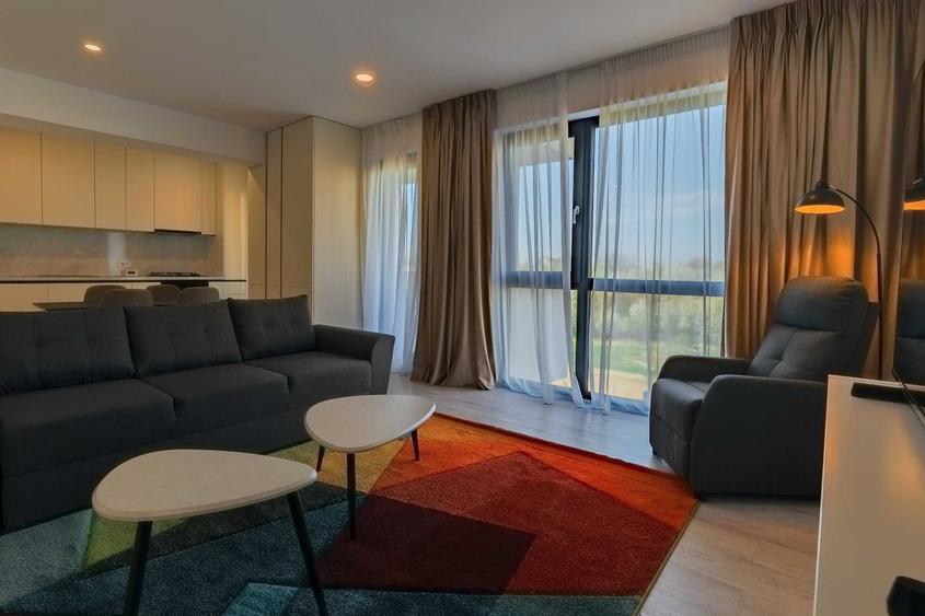 Apartament cu 3 camere decomandat în Sisești
