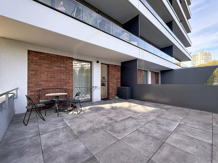 Apartament cu 2 camere semidecomandat, mobilat în Zorilor