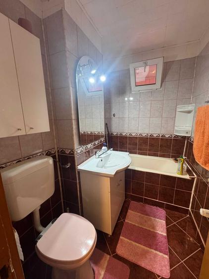 Apartament cu 2 camere decomandat în Păcii