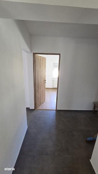Apartament 3 camere Micro 16, Strada Brandusa - 6