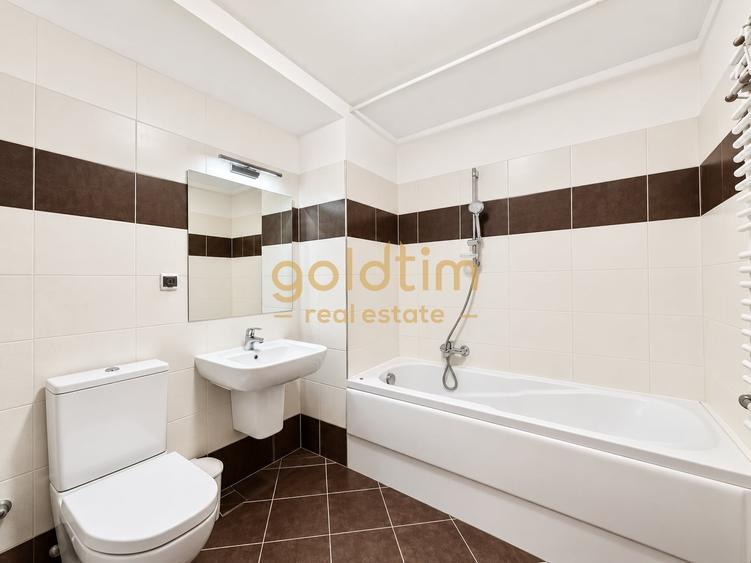 Apartament cu 3 camere semidecomandat, mobilat în Pipera