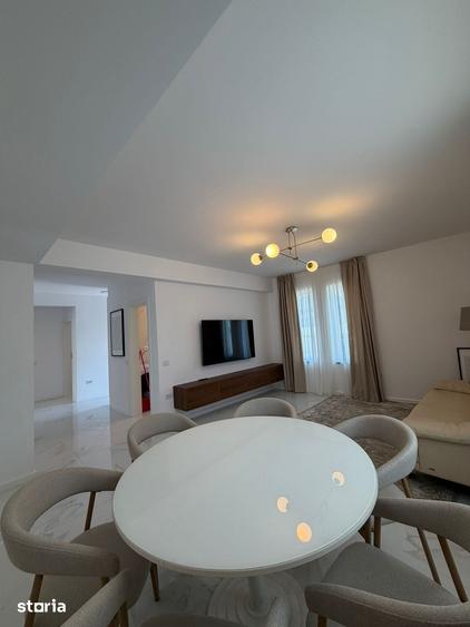 Casă cu 4 camere decomandat cu Teren 450 Mp în Central