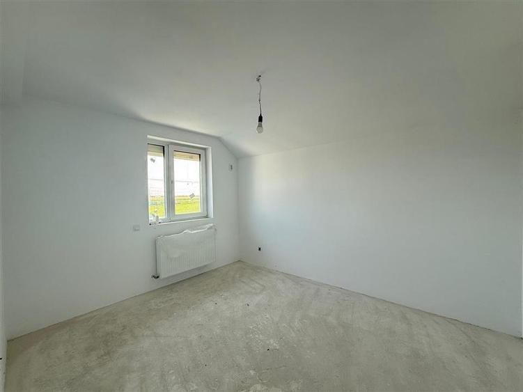 Duplex cu 4 camere cu Piscina în Berceni