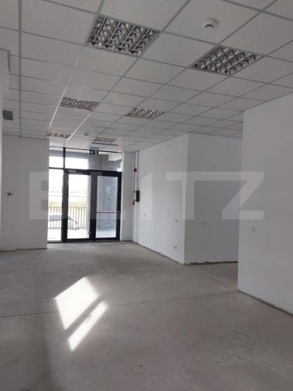 Spațiu comercial, de 134 mp, în Noua