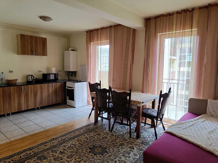 Apartament cu 2 camere decomandat în Florești