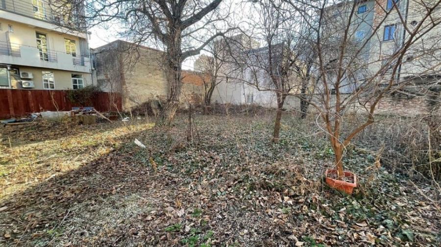 Teren de 1060 mp, în Polonă