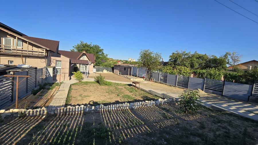 Casă individuală cu 3 camere cu Teren 700 Mp în Poarta Albă