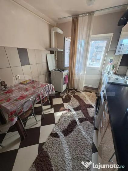 Apartament cu 2 camere decomandat în Independenței