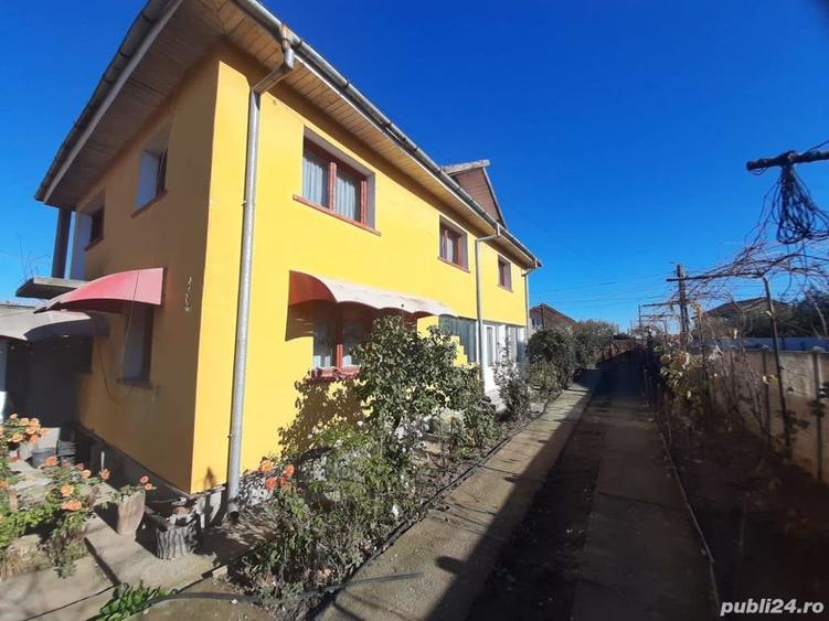 Casă în Cernele