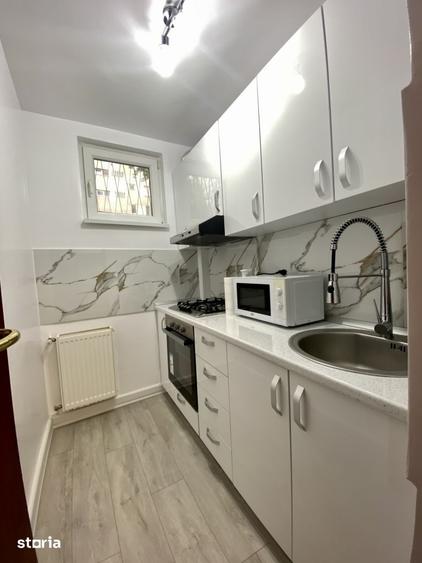 Apartament cu 4 camere semidecomandat în Drumul Taberei