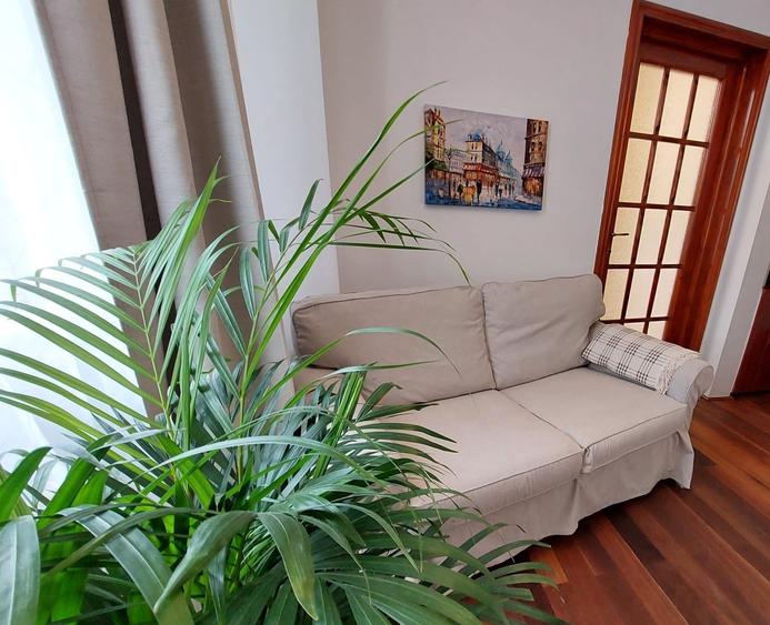 Apartament cu 2 camere semidecomandat în Cișmigiu
