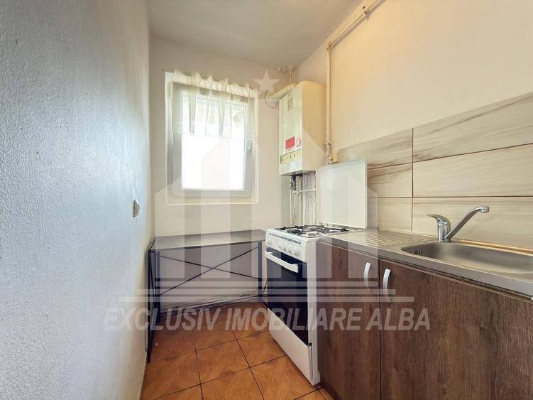 Garsoniera de vanzare | decomandata | Etaj 1 | Cetate - 2