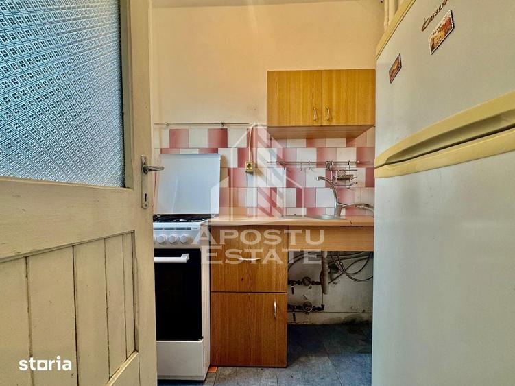Garsonieră, mobilată în Podgoria