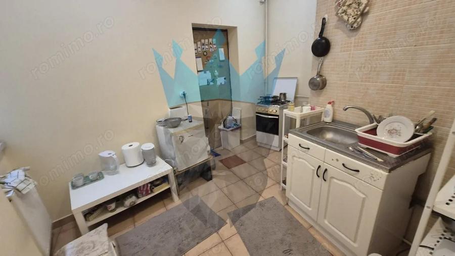 Apartament cu 4 camere decomandat în Unirii
