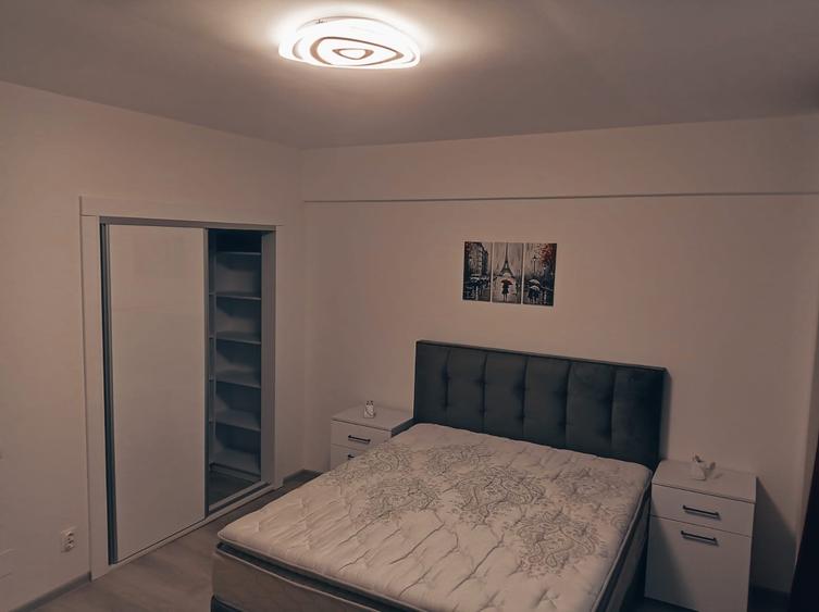 Apartament cu 2 camere decomandat, mobilat în Eremia