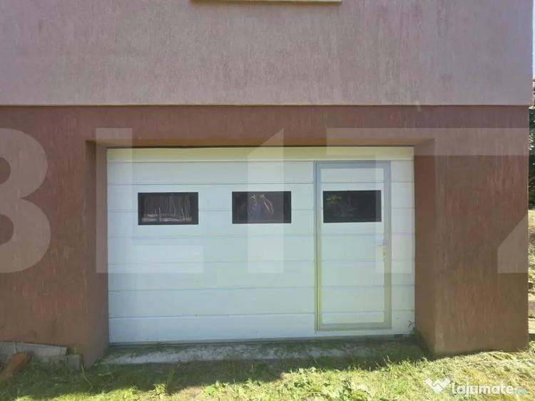 Casă cu 5 camere cu Teren 486 Mp în Petriceni