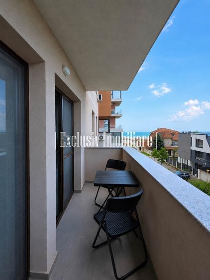 Apartament cu 3 camere decomandat în Faleza Nord