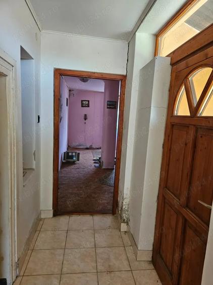 Casă cu 3 camere în Central