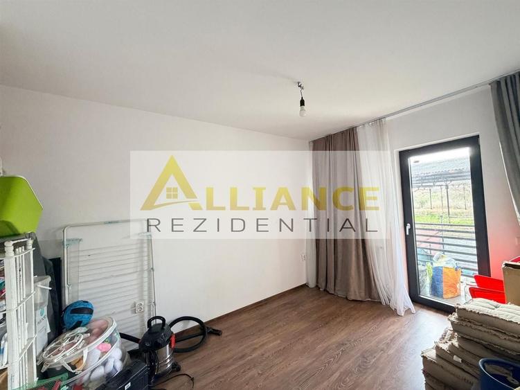 Duplex cu 4 camere decomandat cu Canalizare în Berceni