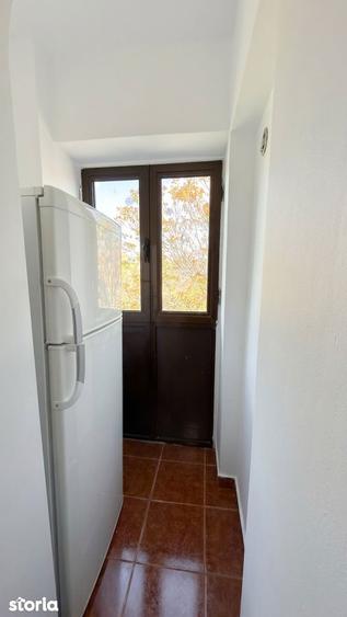 Garsoniera decomandata, etaj 4, 3 min metrou Cranga?i - 1