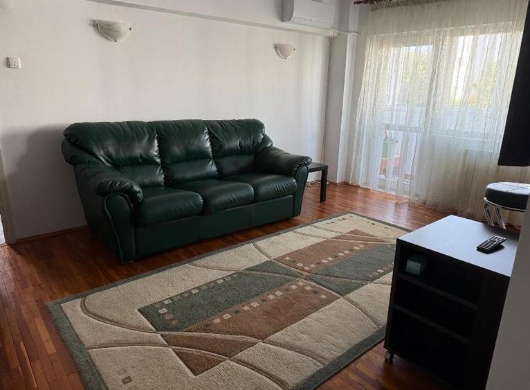 Apartament cu 2 camere semidecomandat, mobilat în Aviației