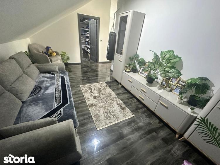 CASA INDIVIDUALA MOBILATA, TOATE UTILITATIE, CURTE 400 MP, COMISION 0% - 11