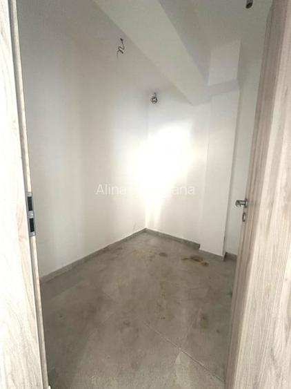 Spatiu Comercial De Vanzare/Bragadiru strada Crisul Repede
