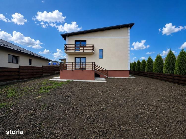 Casă cu 4 camere în Valea Lupului