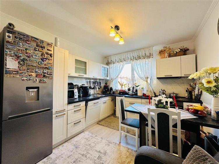Apartament cu 2 camere decomandat în Iosia