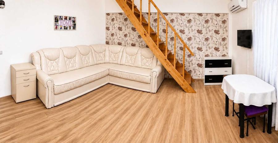 Apartament cu 2 camere semidecomandat în Giurgiului