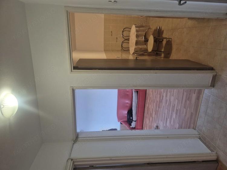 Vanzare apt 2 cam sect 4 - 8