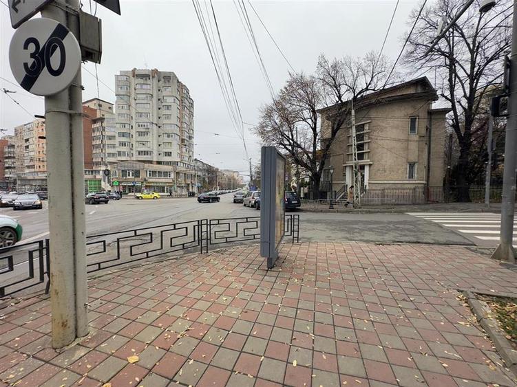 Spațiu comercial, de 72 mp, în Gară