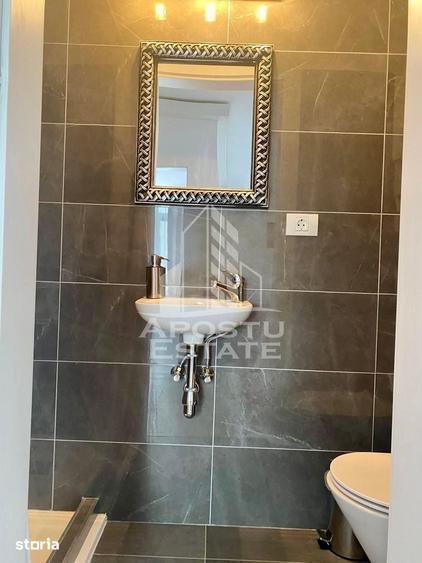 Apartament cu 3 camere semidecomandat în Telegrafului