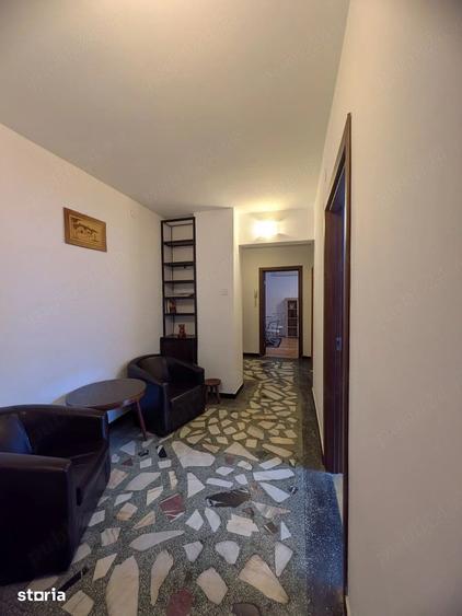 Apartament cu 3 camere decomandat în Obor