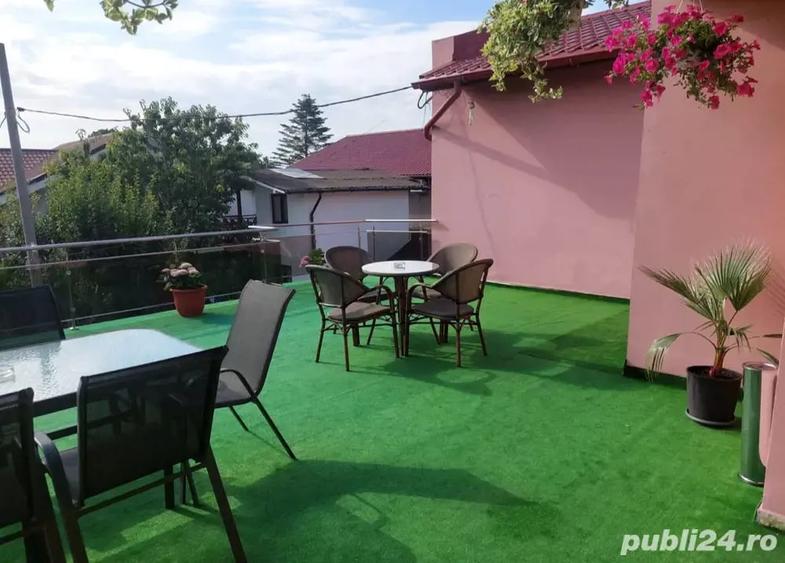 Casă cu 6 camere cu Teren 740 Mp în Costinești