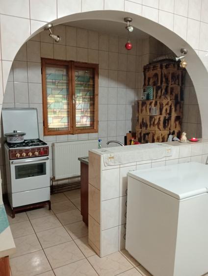 Casă cu 6 camere cu Canalizare în Tărtășești