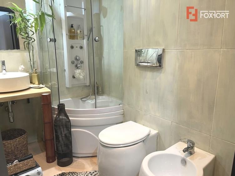 Apartament cu 4 camere decomandat, mobilat în Lugoj
