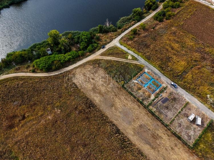 Teren Construcții intravilan de 1200 mp, în Balotești