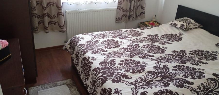 Casă cu 2 camere cu Teren 100 Mp în Central