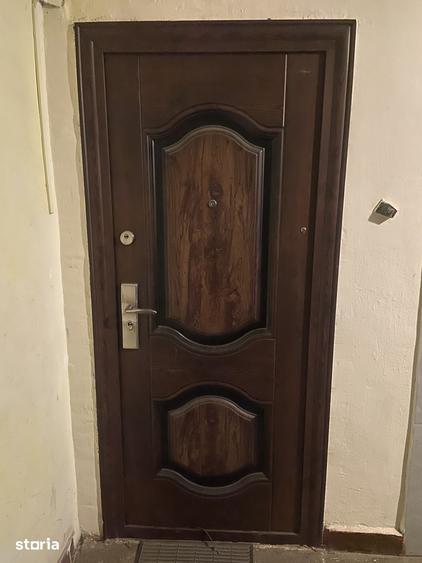 Apartament cu 3 camere decomandat în Rogerius