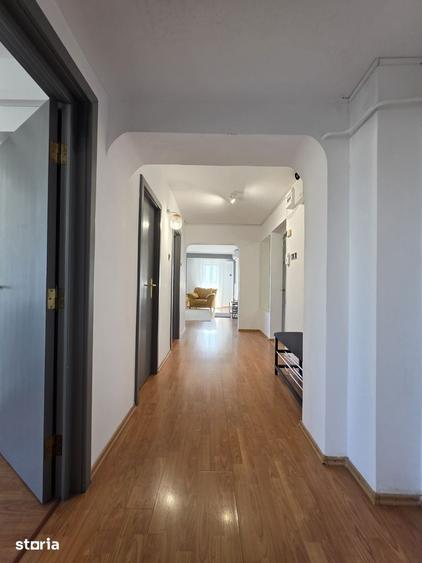Apartament cu 2 camere decomandat în Centrul Civic