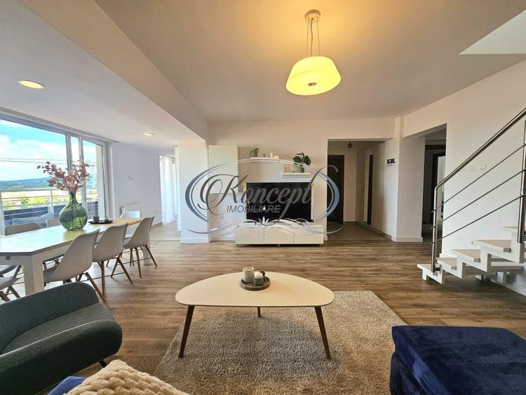 Apartament cu 5 camere semidecomandat, mobilat în Bună Ziua