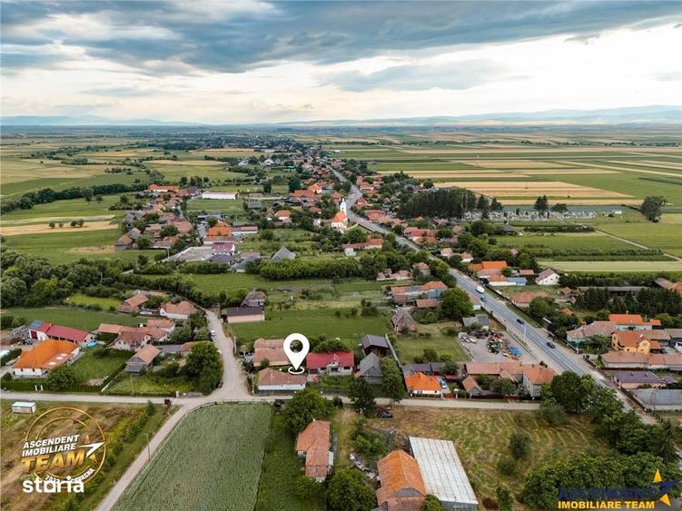 Casă cu 3 camere în Lunga