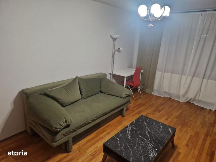 Apartament cu 2 camere decomandat, mobilat în Central