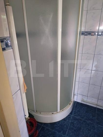 Casă individuală cu 5 camere cu Canalizare în Exterior Nord