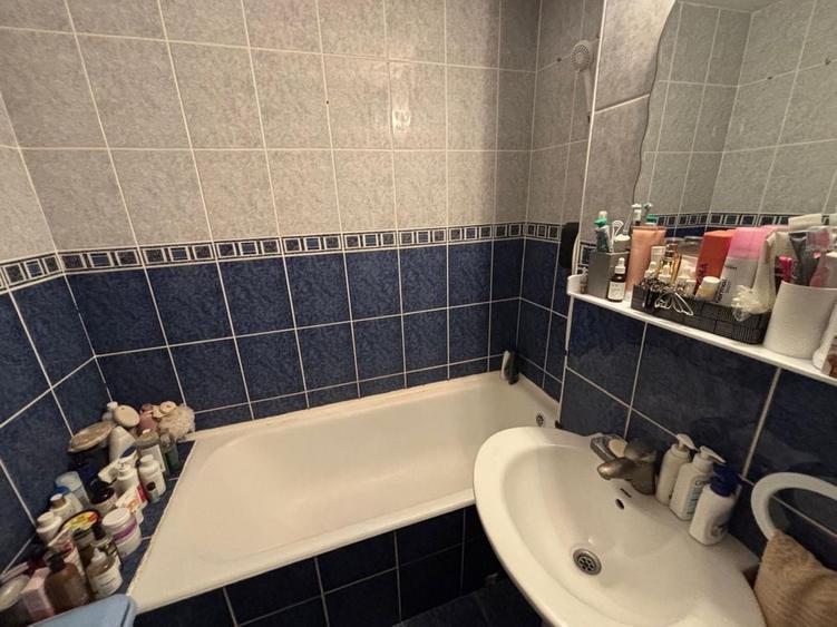 Apartament cu 2 camere decomandat în Paltiniș