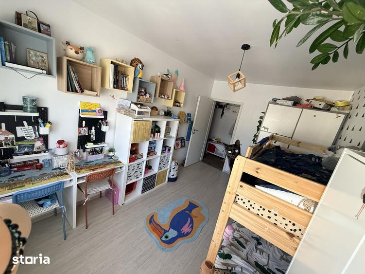 Apartament cu 3 camere în Metalurgiei