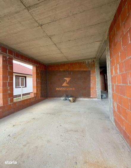 Casă cu 4 camere cu Teren 430 Mp în Biharia