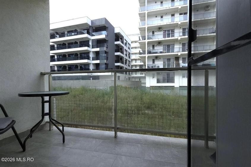 Apartament cu 2 camere semidecomandat, mobilat în Năvodari